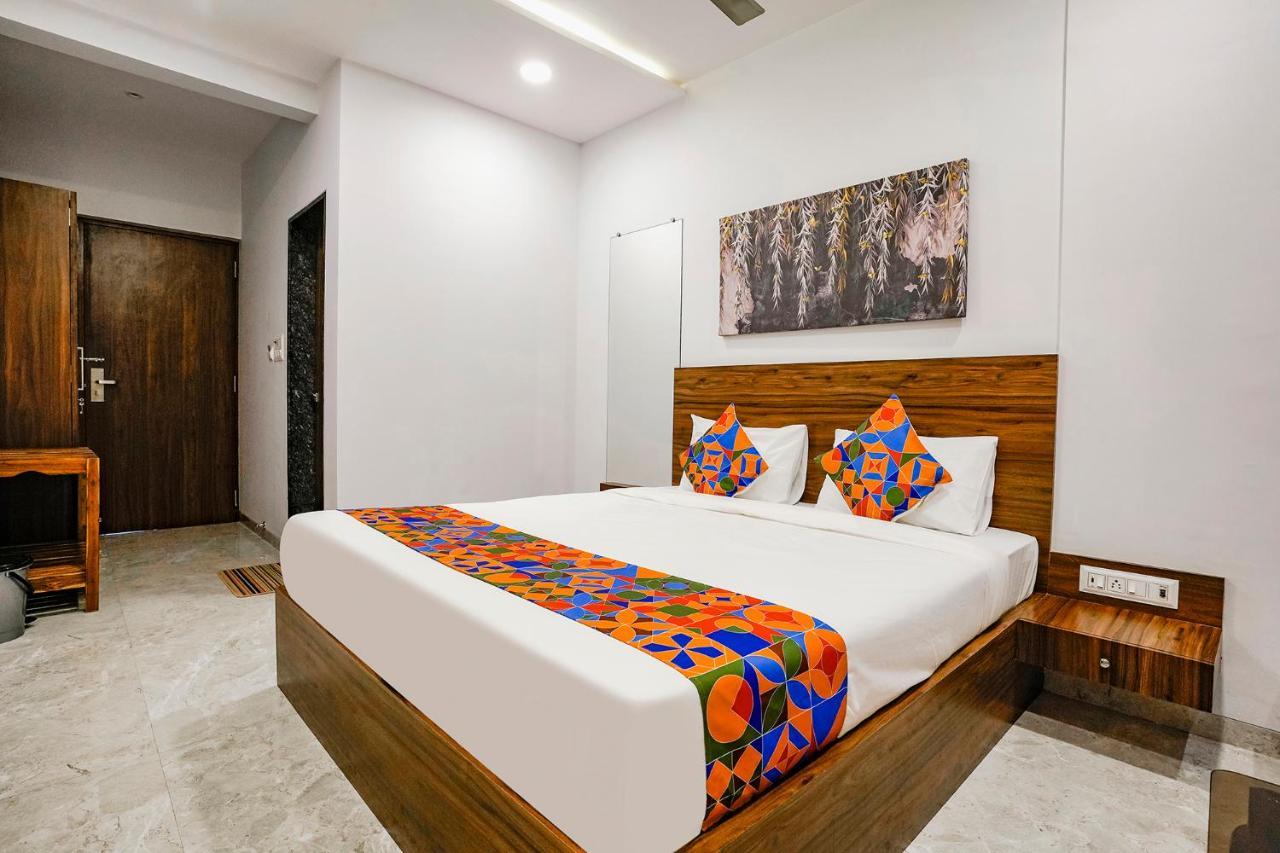 Fabhotel Swaraj Shirgaon  Exterior foto