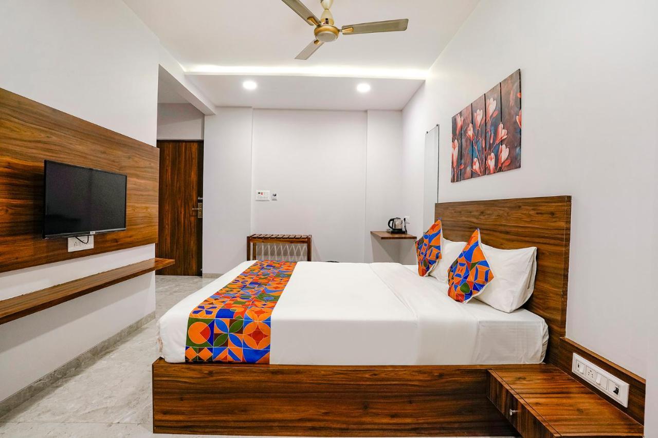 Fabhotel Swaraj Shirgaon  Exterior foto