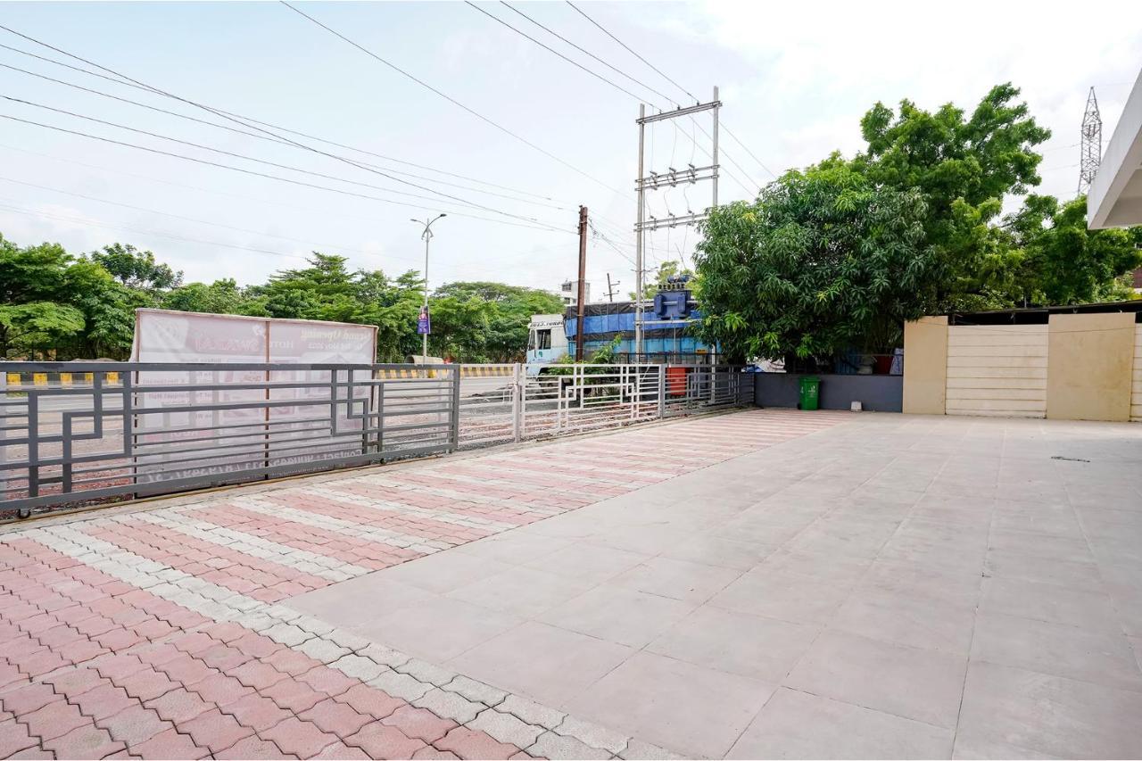 Fabhotel Swaraj Shirgaon  Exterior foto