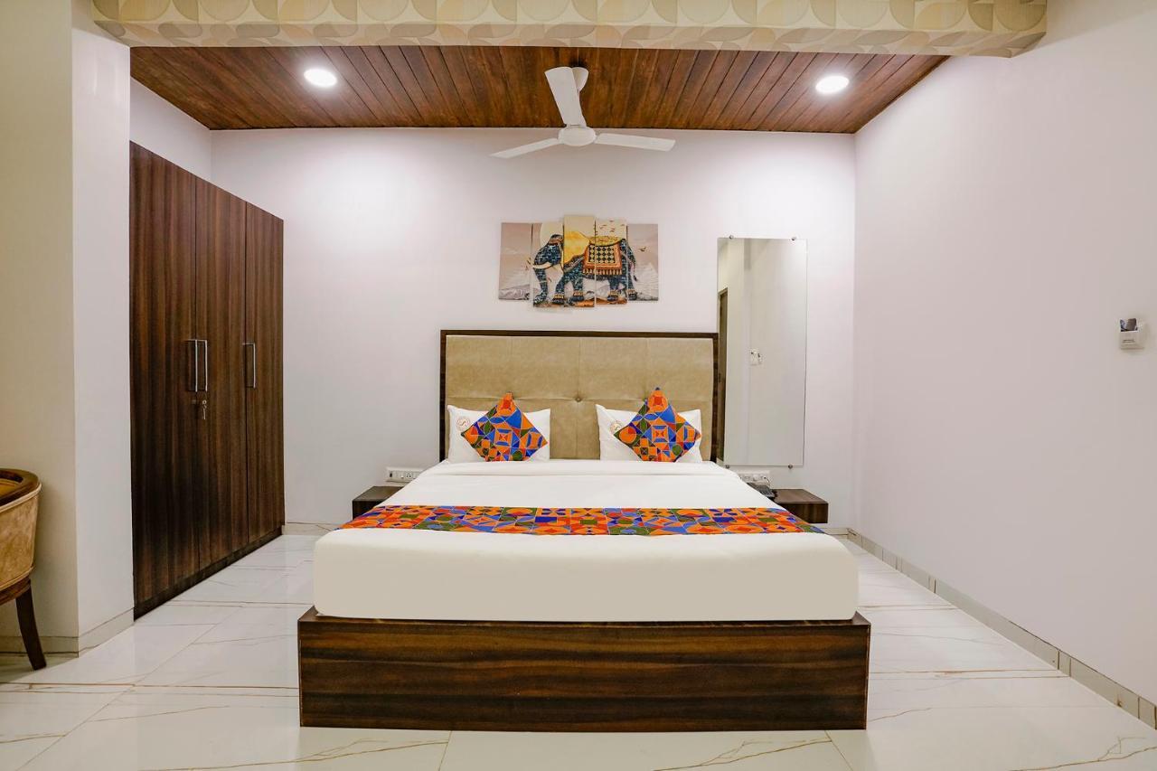 Fabhotel Swaraj Shirgaon  Exterior foto